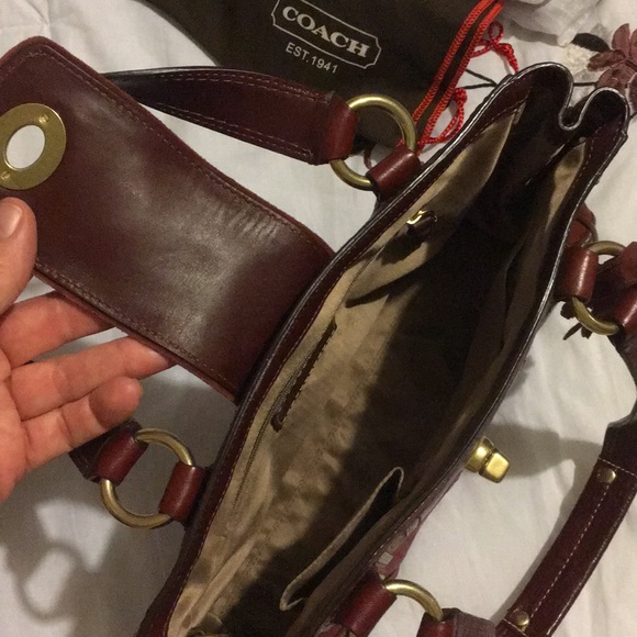 💝 Coach Hamilton Logo Signature Red/Wine Carryall - Picture 6 of 8